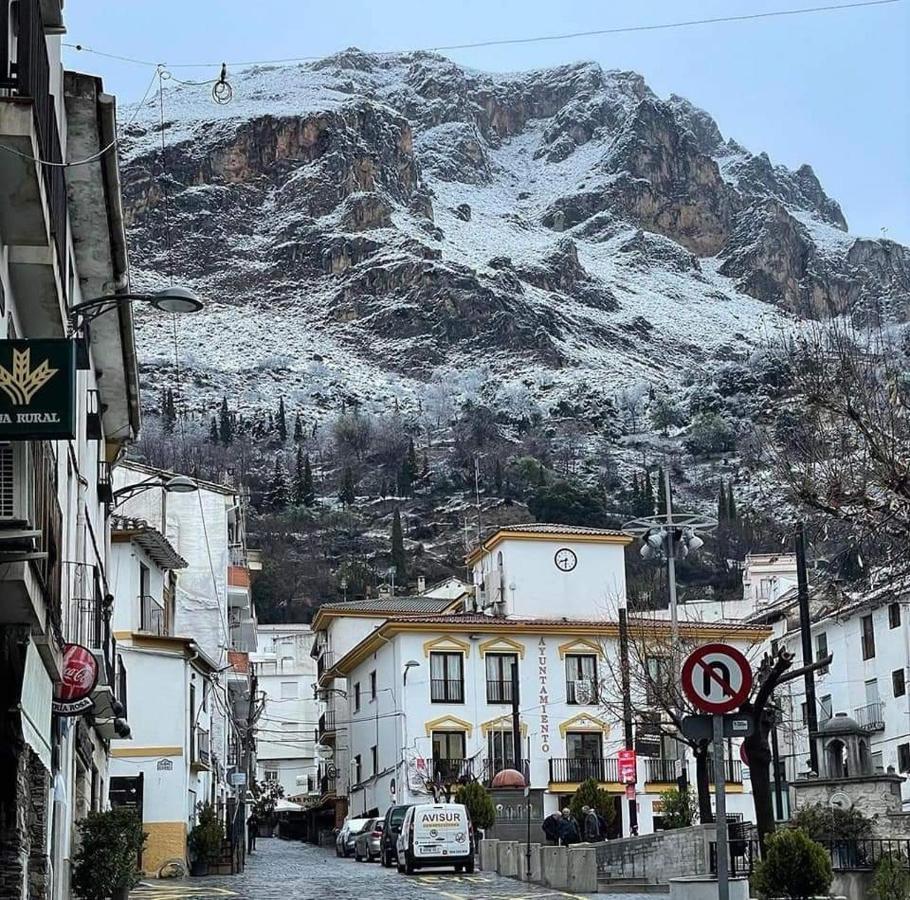 El Hogar De Mercedes Guejar Sierra Buitenkant foto